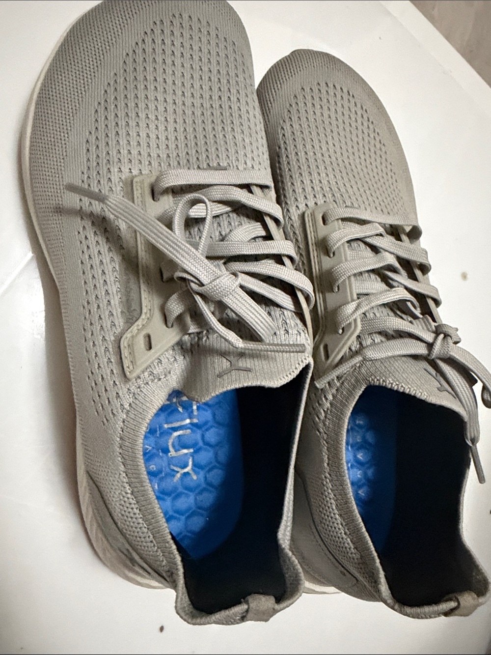 women 10 Lightweight Grey Knit Lace-Up Sneakers …..( new no tags) ……men 8.5
